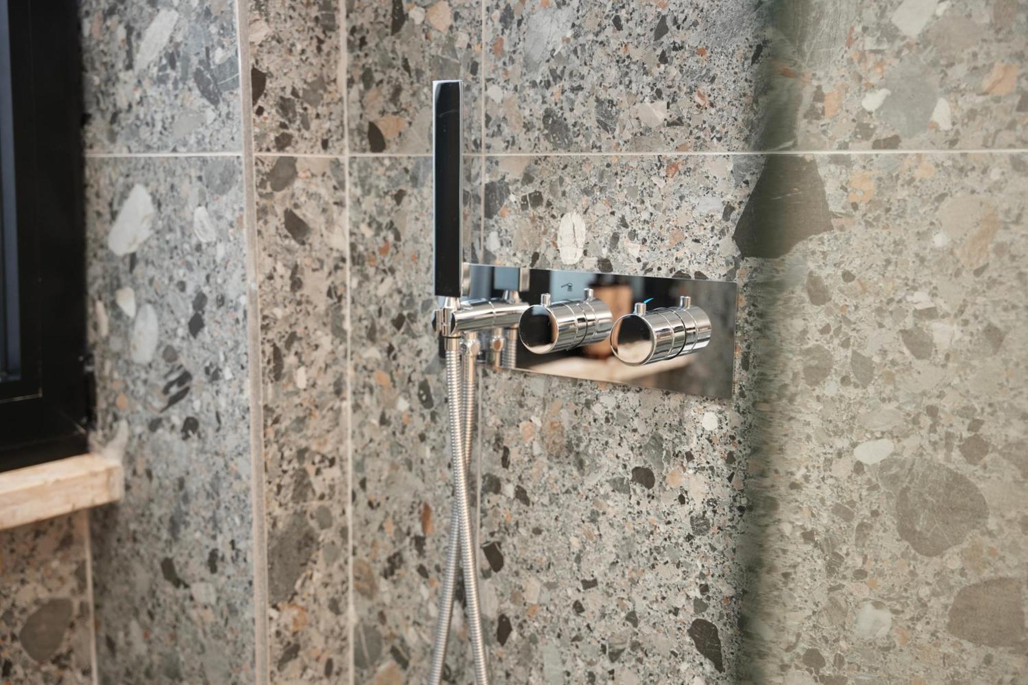 Nea Deluxe Apart-Hotel Tiran Dış mekan fotoğraf