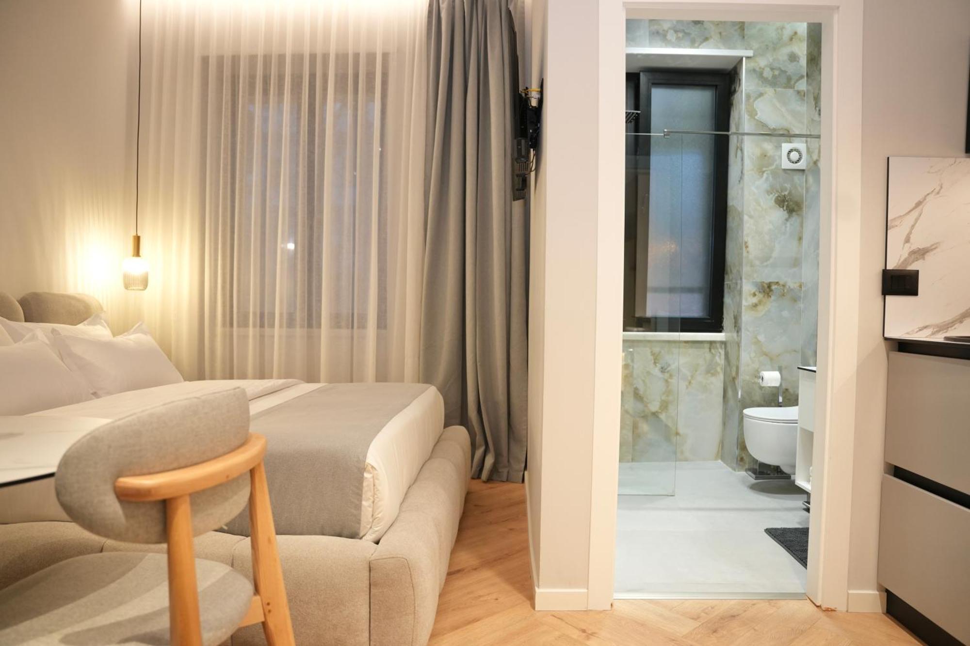 Nea Deluxe Apart-Hotel Tiran Dış mekan fotoğraf