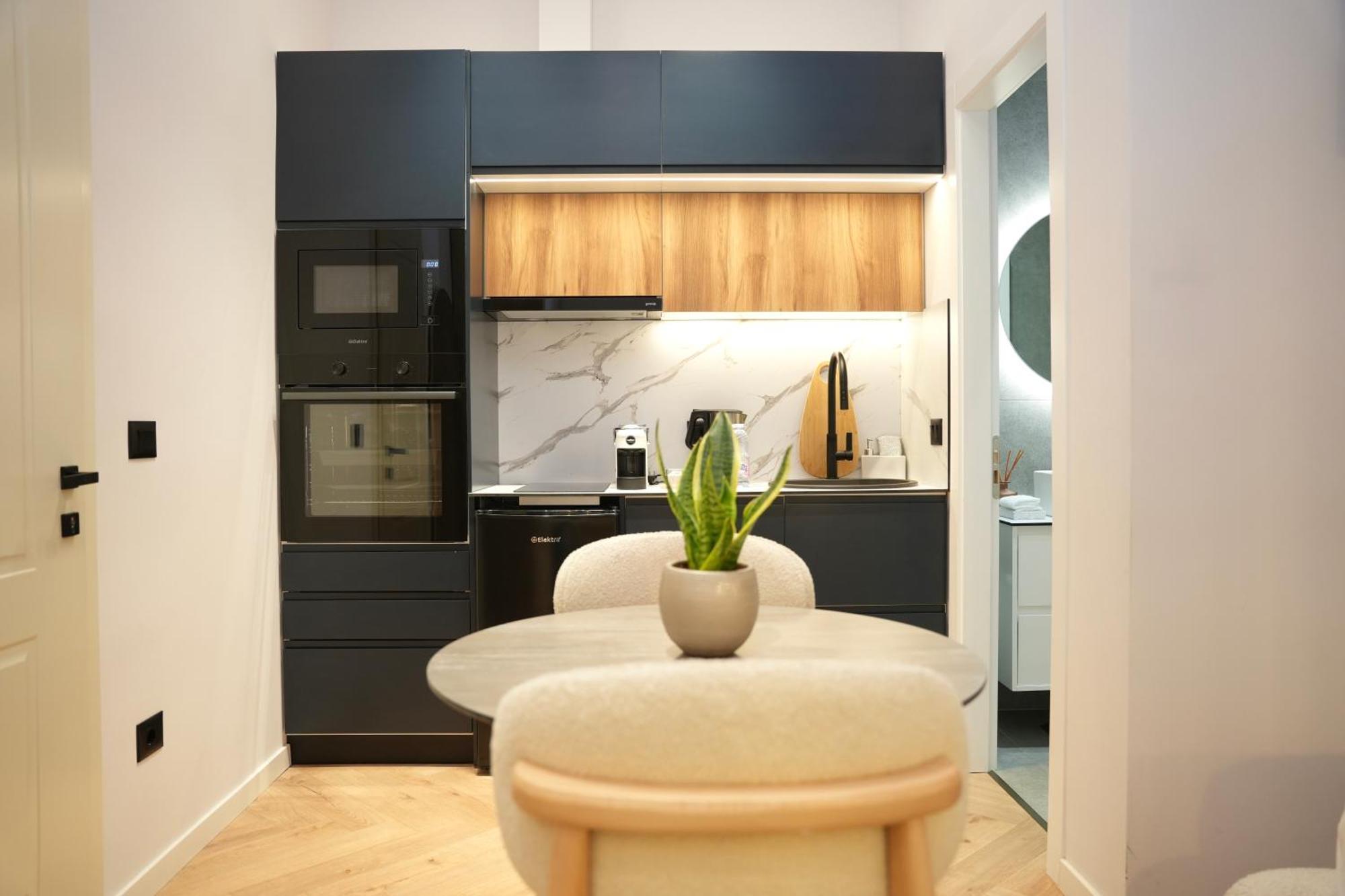 Nea Deluxe Apart-Hotel Tiran Dış mekan fotoğraf