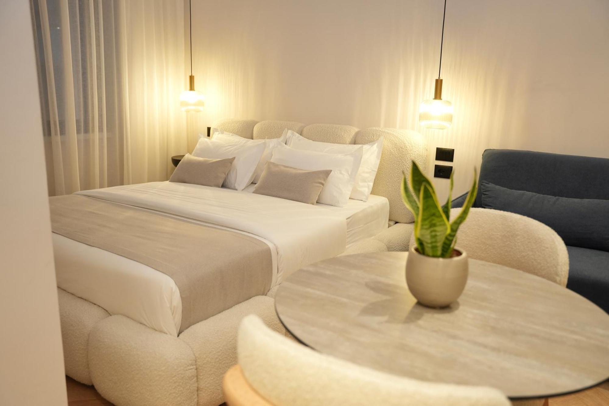 Nea Deluxe Apart-Hotel Tiran Dış mekan fotoğraf