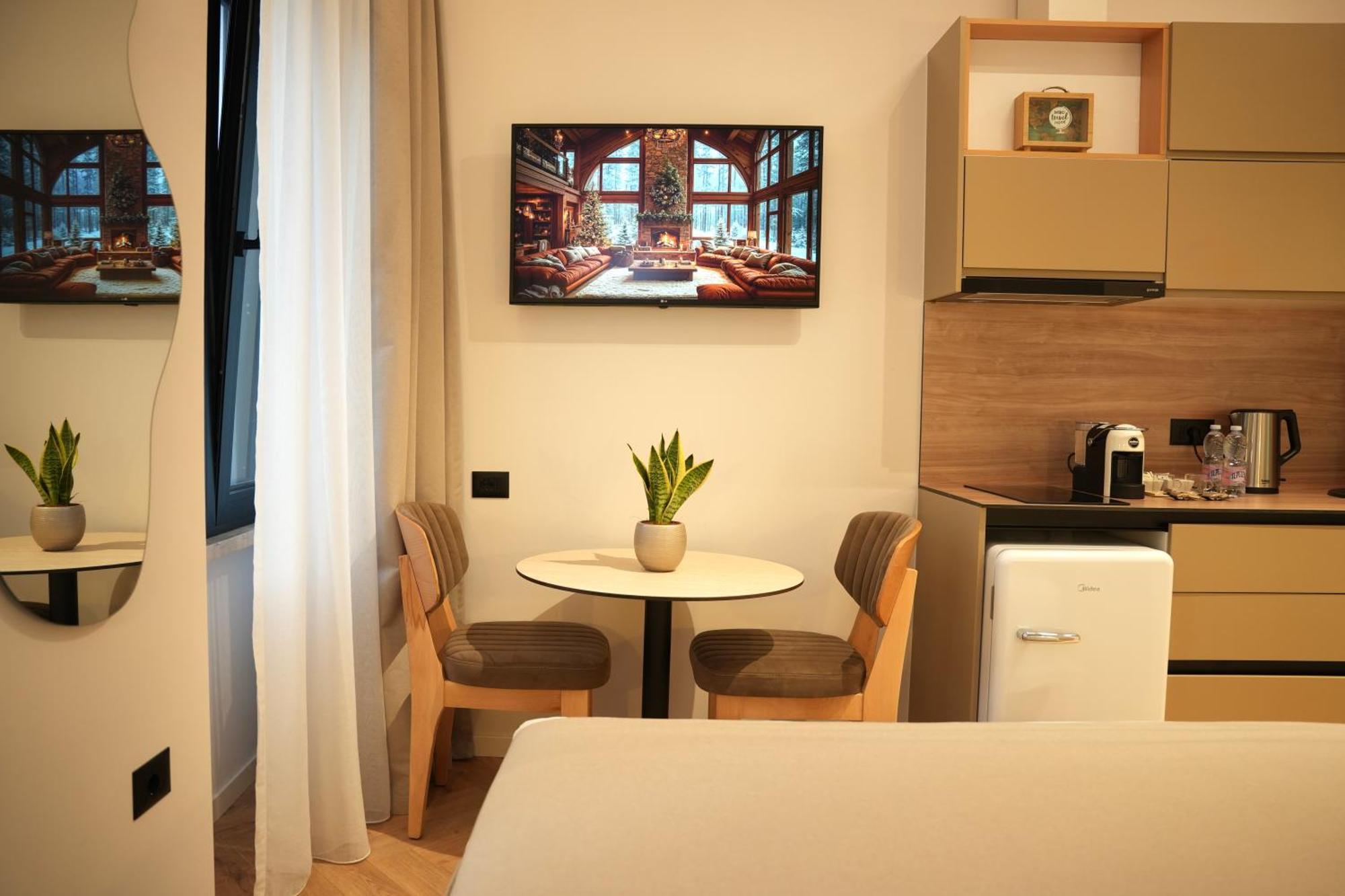 Nea Deluxe Apart-Hotel Tiran Dış mekan fotoğraf