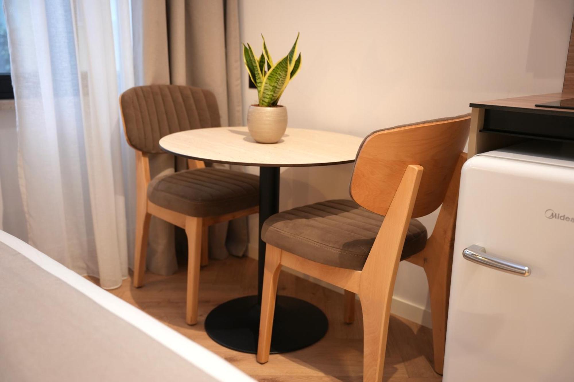 Nea Deluxe Apart-Hotel Tiran Dış mekan fotoğraf