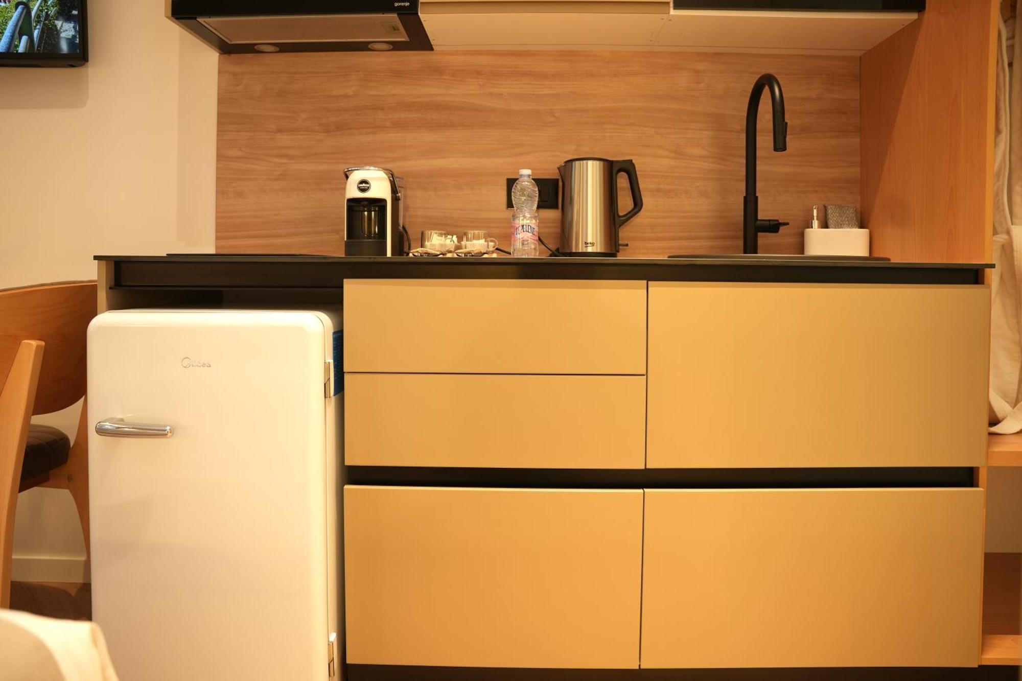 Nea Deluxe Apart-Hotel Tiran Dış mekan fotoğraf